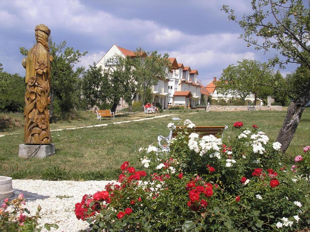 Bakony Panzio Bed & Breakfast Totvazsony Exterior photo